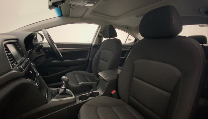 2019 Hyundai New Elantra 1.6 SX MT DIESEL, Diesel, Manual, 21,628 km, Right Side Front Door Cabin