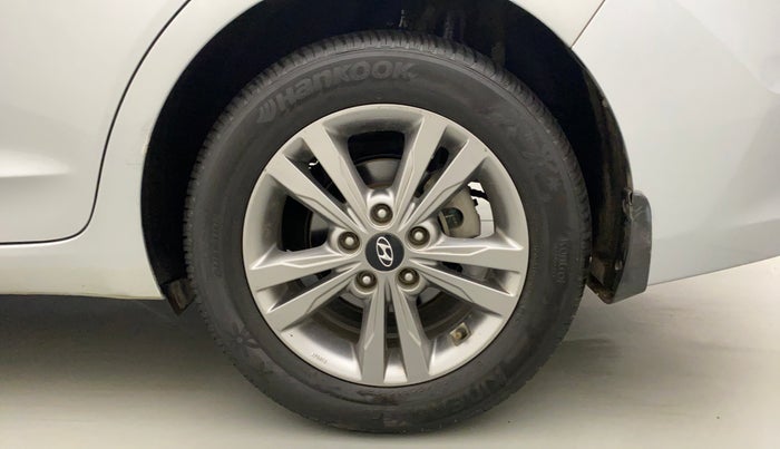 2019 Hyundai New Elantra 1.6 SX MT DIESEL, Diesel, Manual, 21,628 km, Left Rear Wheel