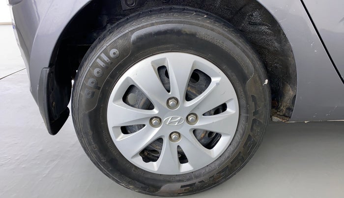 2013 Hyundai i10 SPORTZ 1.2 KAPPA2, Petrol, Manual, 61,649 km, Right Rear Wheel