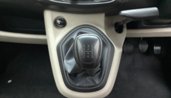 2017 Datsun Go T, Petrol, Manual, 19,471 km, Gear Lever