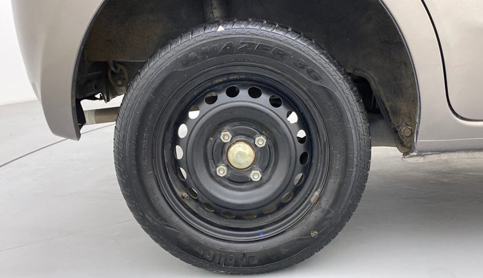 2017 Datsun Go T, Petrol, Manual, 19,471 km, Right Rear Wheel