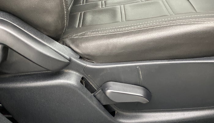 2018 Ford Ecosport 1.5 TITANIUM TI VCT, Petrol, Manual, 44,386 km, Driver Side Adjustment Panel