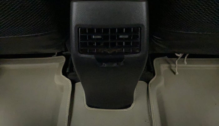 2014 Hyundai Elite i20 SPORTZ (O) 1.2, Petrol, Manual, 64,586 km, Rear AC Vents