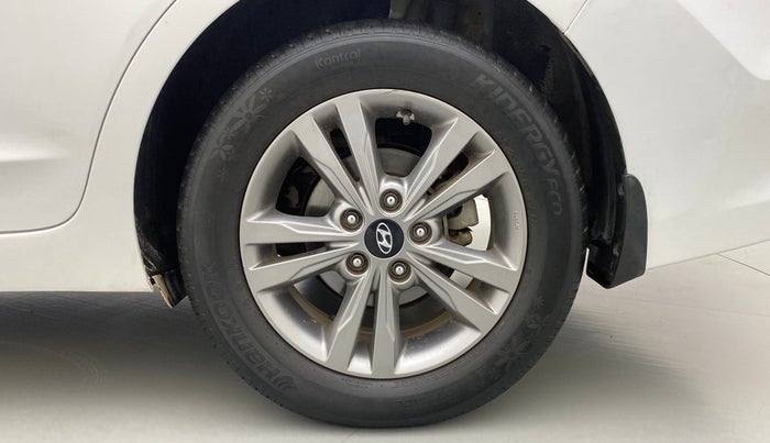 2019 Hyundai New Elantra 2.0 SX AT PETROL, Petrol, Automatic, 24,185 km, Left Rear Wheel