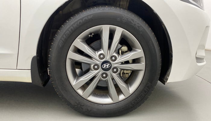 2019 Hyundai New Elantra 2.0 SX AT PETROL, Petrol, Automatic, 24,185 km, Right Front Wheel