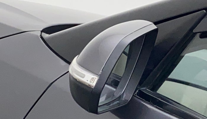 2015 Hyundai Creta SX PLUS 1.6 PETROL, Petrol, Manual, 65,655 km, Left rear-view mirror - Indicator light has minor damage