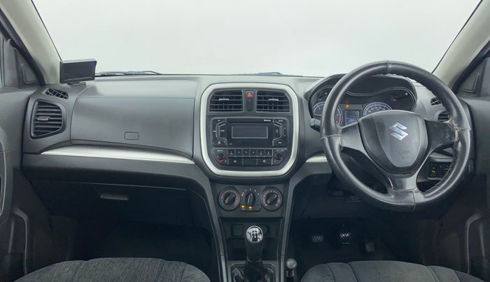 2016 Maruti Vitara Brezza VDI, Diesel, Manual, 38,247 km, Dashboard