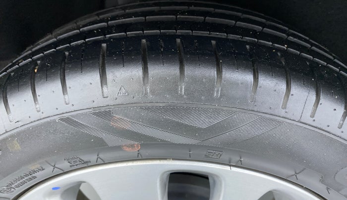 2018 Maruti Baleno ZETA 1.2 K12, Petrol, Manual, 9,709 km, Right Rear Tyre Tread