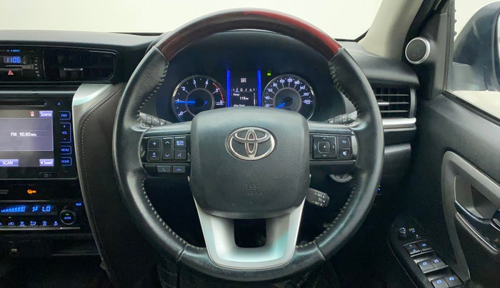2019 Toyota Fortuner 2.8 4X2 MT, Diesel, Manual, 94,062 km, Steering Wheel Close Up
