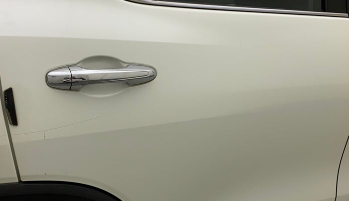 2019 Toyota Fortuner 2.8 4X2 MT, Diesel, Manual, 94,062 km, Right rear door - Minor scratches