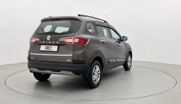 2022 Renault TRIBER RXT AMT, Petrol, Automatic, 29,302 km, Right Back Diagonal