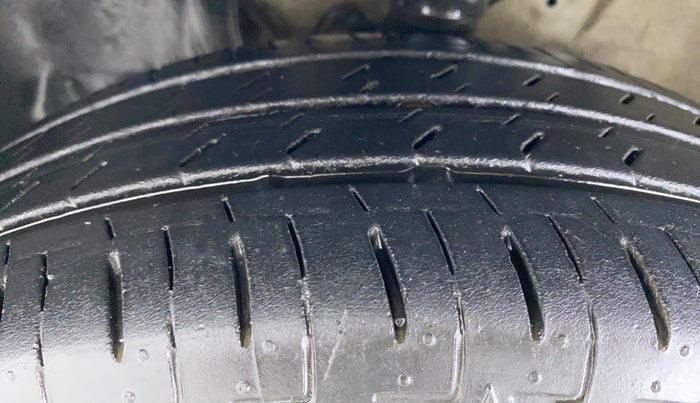2018 Maruti IGNIS DELTA 1.2 K12 AMT, Petrol, Automatic, 35,028 km, Left Front Tyre Tread