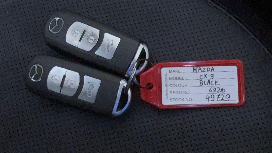 2017 Mazda CX-9 Azami (awd), Automatic, 129122 km, Key Close-up