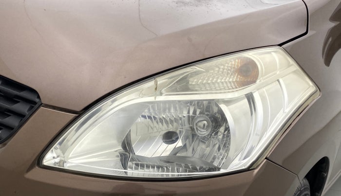 2013 Maruti Ertiga ZXI, Petrol, Manual, 1,05,946 km, Left headlight - Faded