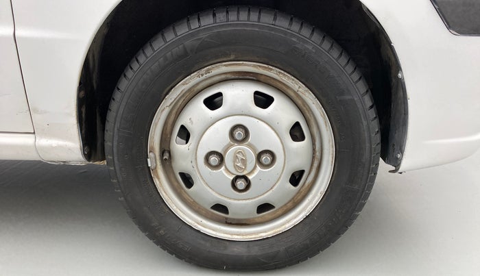 2011 Hyundai Santro Xing GL PLUS, Petrol, Manual, 83,624 km, Right Front Wheel