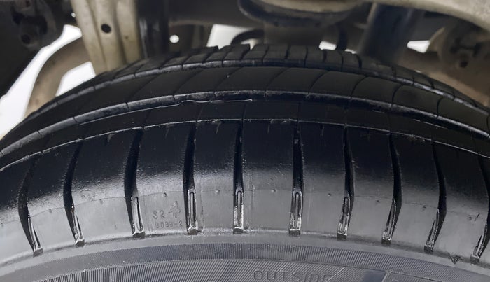 2018 Maruti Alto 800 LXI, Petrol, Manual, 59,083 km, Right Rear Tyre Tread