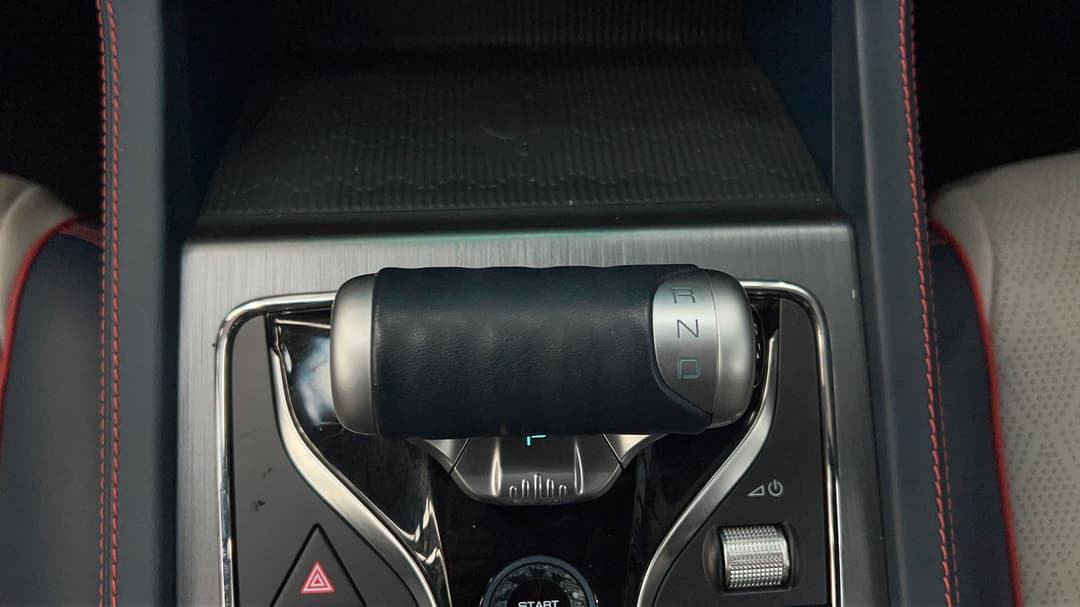 2023 Byd Atto 3 Extended Range, Automatic, 45517 km, Gear Lever 