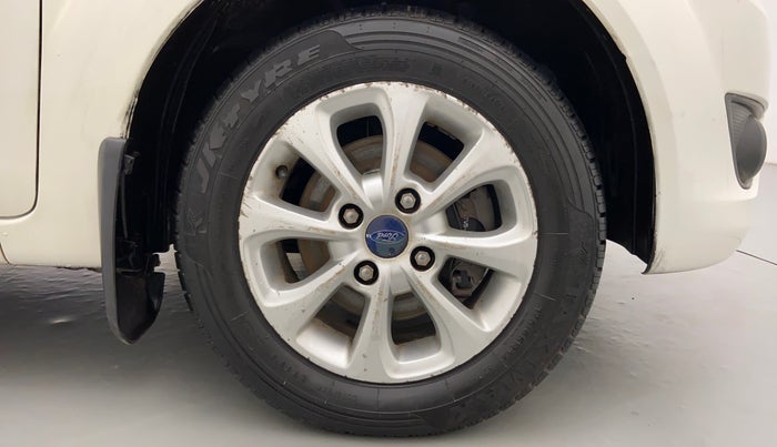 2011 Ford Figo 1.4 TITANIUM DURATORQ, Diesel, Manual, 1,57,587 km, Right Front Wheel