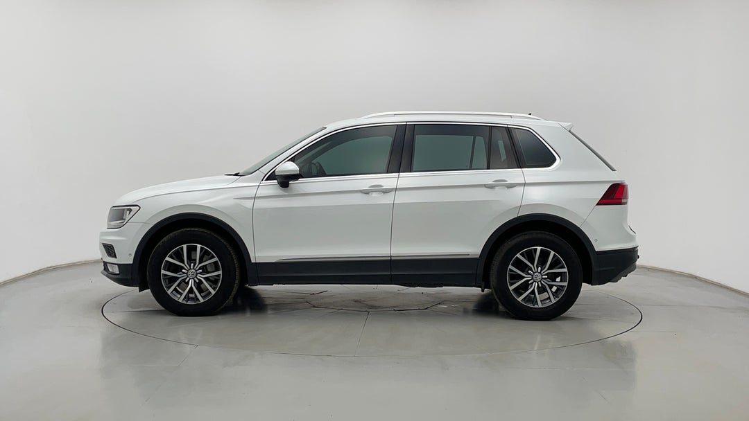 2017 Volkswagen Tiguan 132 Tsi Comfortline, Automatic, 101014 km, Left Side View