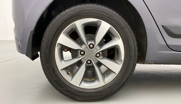 2015 Hyundai Elite i20 SPORTZ (O) 1.2, Petrol, Manual, 61,900 km, Right Rear Wheel