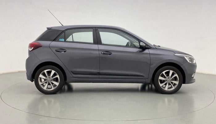 2015 Hyundai Elite i20 SPORTZ (O) 1.2, Petrol, Manual, 61,900 km, Right Side View