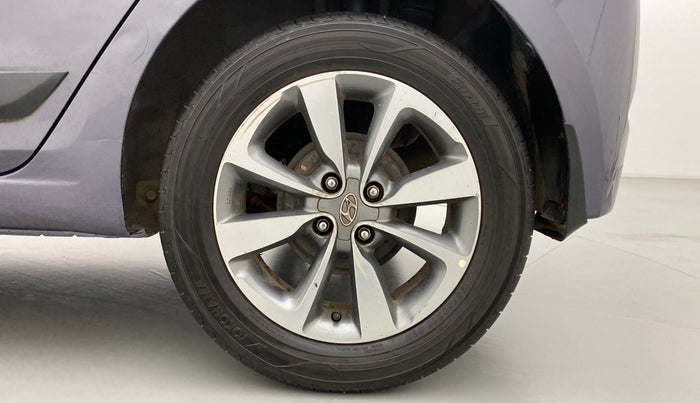 2015 Hyundai Elite i20 SPORTZ (O) 1.2, Petrol, Manual, 61,900 km, Left Rear Wheel