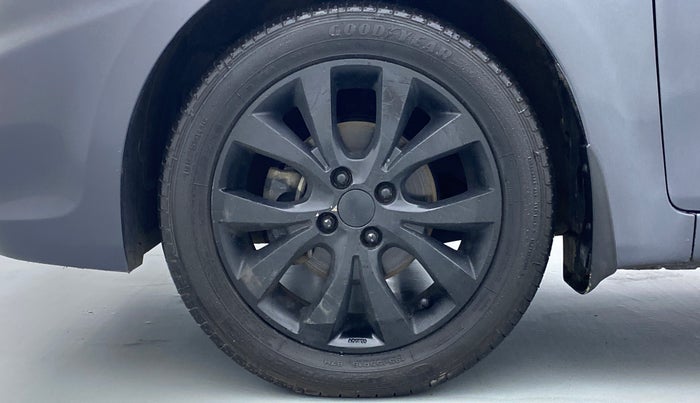 2013 Hyundai Verna FLUIDIC 1.6 SX VTVT, Petrol, Manual, 68,162 km, Left Front Wheel