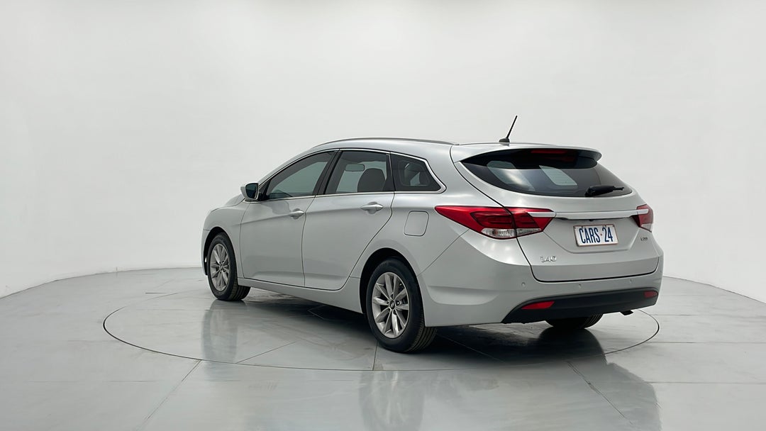 Left Back Diagonal (45- Degree) View