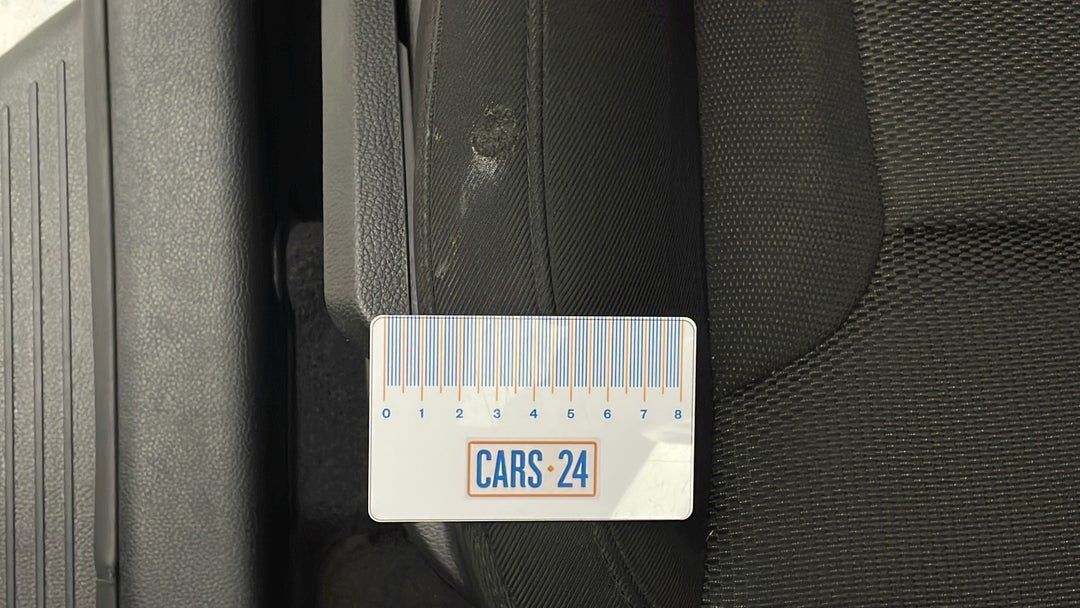 Seats Front RHS Cigarette Burn