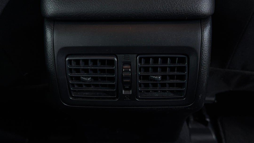 Rear A/C Vent