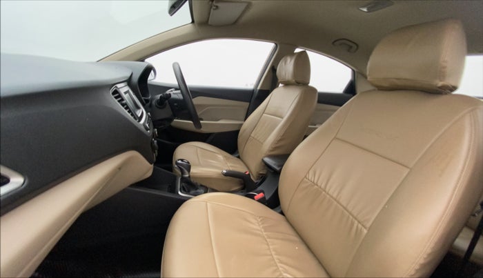 2018 Hyundai Verna 1.6 EX VTVT AT, Petrol, Automatic, 89,296 km, Right Side Front Door Cabin