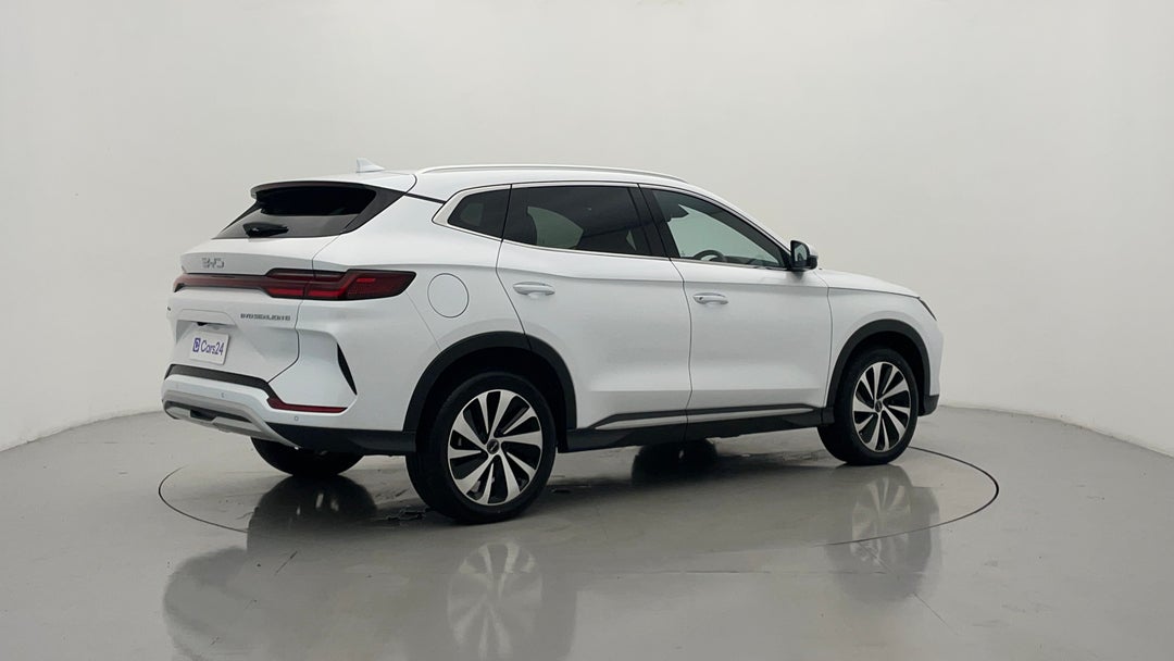 Right Back Diagonal (45- Degree) View