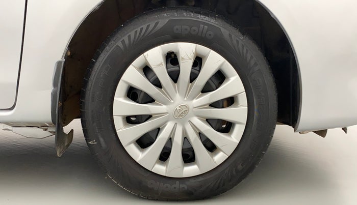 2016 Toyota Etios Liva D 4D VD, Diesel, Manual, 74,235 km, Right Front Wheel