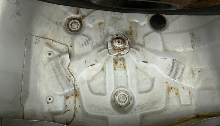 2013 Hyundai i10 MAGNA 1.2, Petrol, Manual, 37,291 km, Boot floor - Slight discoloration