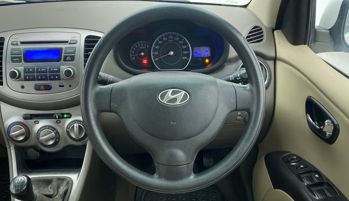 2013 Hyundai i10 MAGNA 1.2, Petrol, Manual, 37,291 km, Steering Wheel Close Up