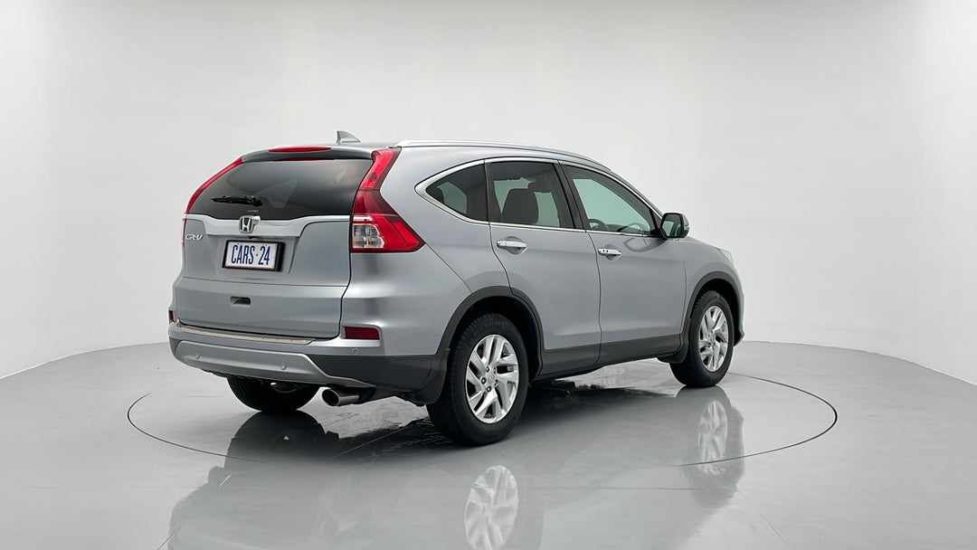 Right Back Diagonal (45- Degree) View