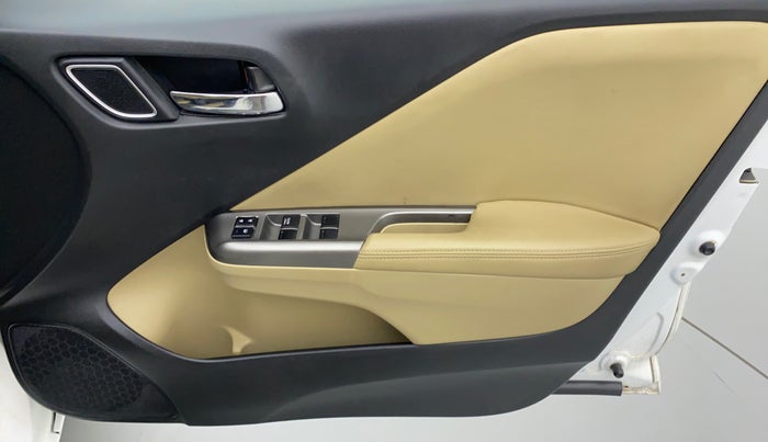 2017 Honda City VX MT PETROL, Petrol, Manual, 25,792 km, Driver Side Door Panels Control