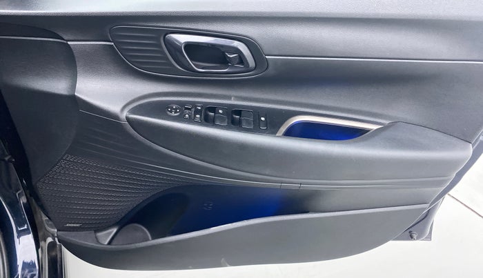 2021 Hyundai NEW I20 ASTA (O) 1.0 TURBO GDI DCT, Petrol, Automatic, 18,015 km, Driver Side Door Panels Control