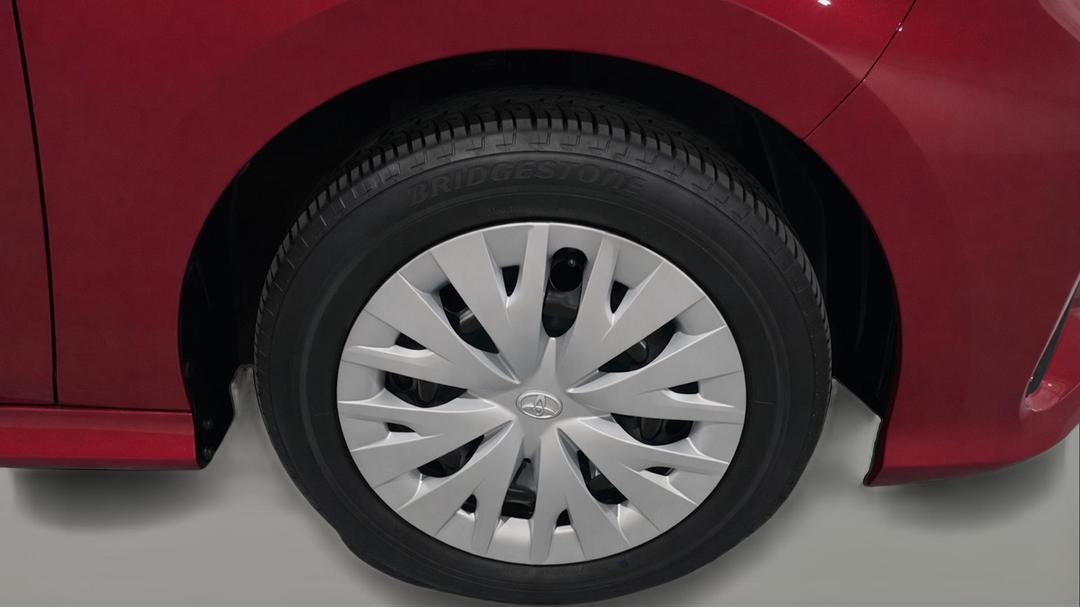 2025 Toyota Yaris Ascent Sport Hybrid, Automatic, 5158 km, Right Front Wheel