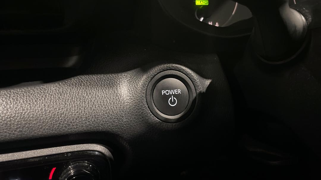 2025 Toyota Yaris Ascent Sport Hybrid, Automatic, 5158 km, Keyless / Button Start