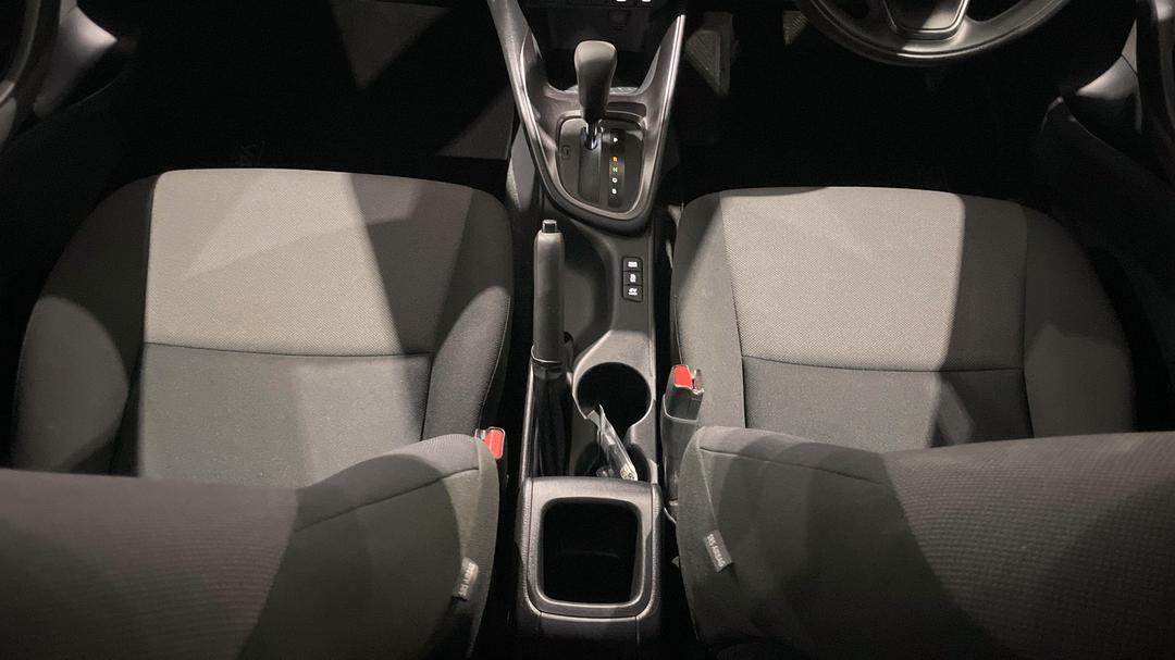 2025 Toyota Yaris Ascent Sport Hybrid, Automatic, 5158 km, Center Console