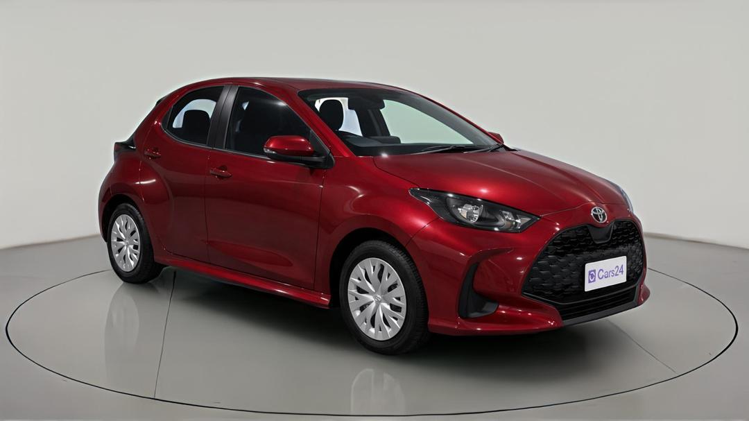 2025 Toyota Yaris Ascent Sport Hybrid, Automatic, 5158 km, Right Front Diagonal (45- Degree) View