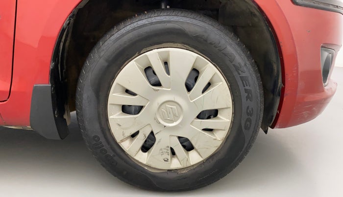 2013 Maruti Swift VDI, Diesel, Manual, 22,383 km, Right Front Wheel