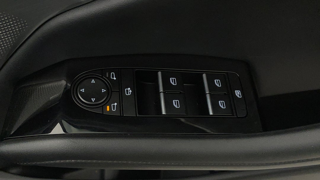 Drivers Side Door Panel Controls