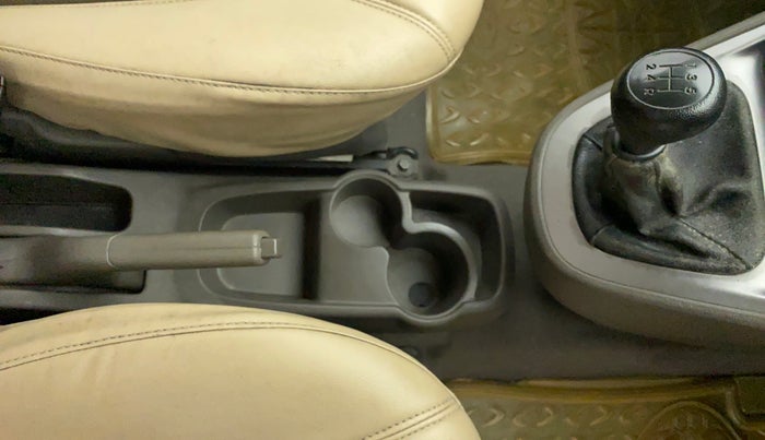 2013 Hyundai i10 MAGNA 1.2 KAPPA2, Petrol, Manual, 19,988 km, Gear Lever