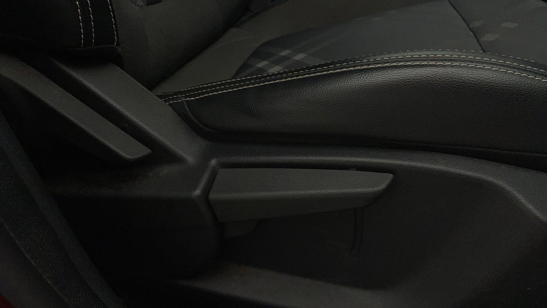 2021 MG Mg3 Auto Excite (with Navigation), Automatic, 74182 km, Drivers Side Adjustment Panel