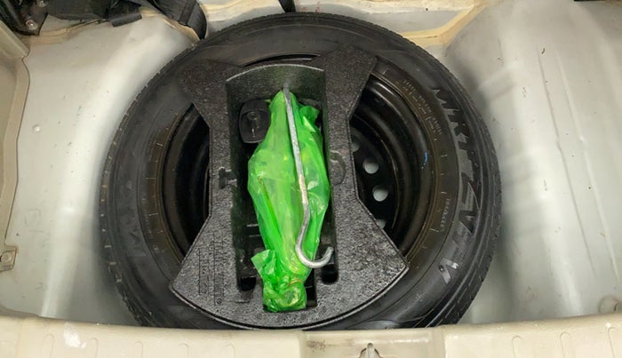 2016 Maruti Celerio ZXI AMT (O), Petrol, Automatic, 85,953 km, Dicky (Boot door) - Tool missing
