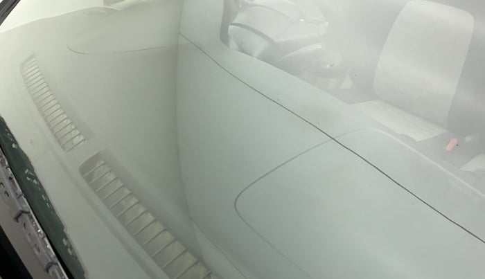 2016 Maruti Celerio ZXI AMT (O), Petrol, Automatic, 85,953 km, Front windshield - Minor spot on windshield