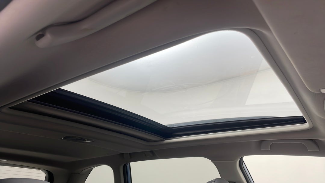 Interior Sunroof/Moonroof