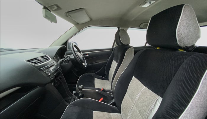 2015 Maruti Swift VDI ABS, Diesel, Manual, 96,428 km, Right Side Front Door Cabin